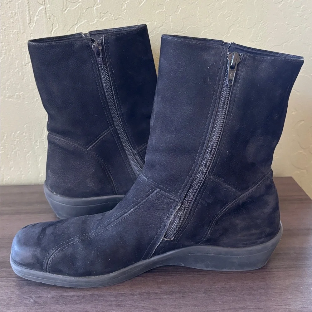Easy Spirit Black‎ Suede Ultimate Winter Boot Size 9